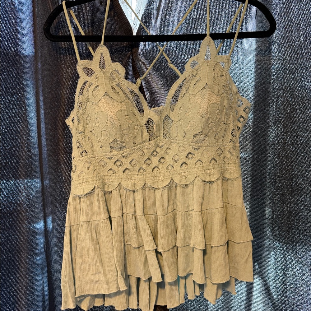 Zenana Outfitters Lace Ruffle Camisole - Dusty blue